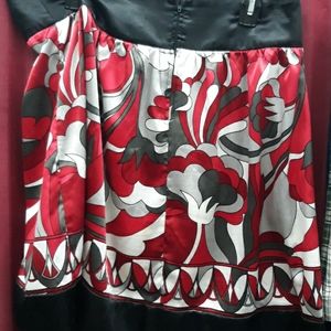 100 % polyester Skirt